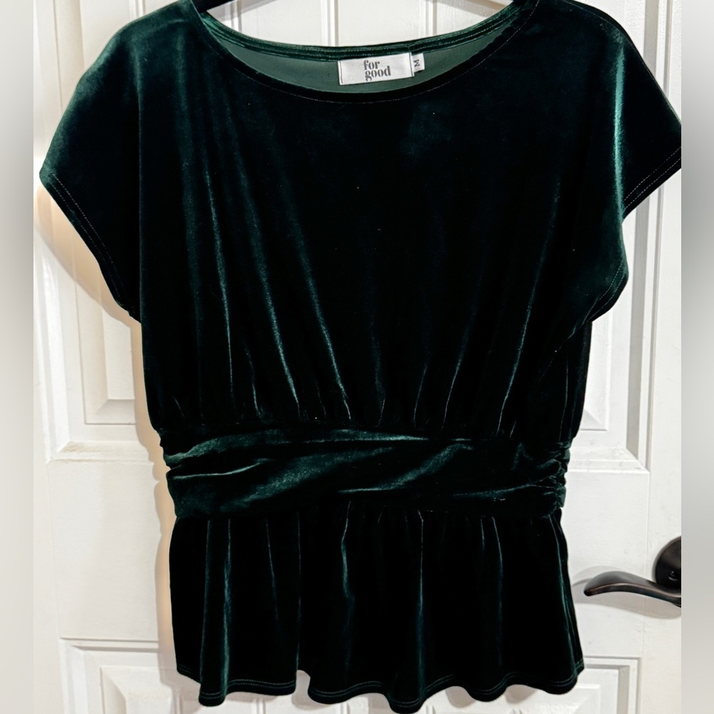 For Good Emerald Green Velvet Peplum Top | Size M Holiday Festive Chic EUC